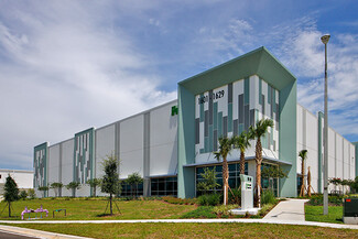 Plus de détails pour 0 John Young Pky, Kissimmee, FL - Industriel/Logistique à louer