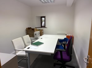 43 High St, Malmesbury for lease Interior Photo- Image 1 of 4