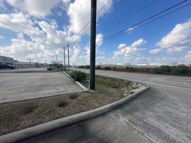 4904 Railroad St, Deer Park, TX for lease - Building Photo - Image 3 of 18