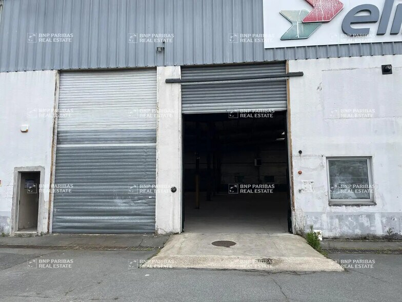 Flex dans Plaisir à louer - Photo du bâtiment - Image 3 de 8