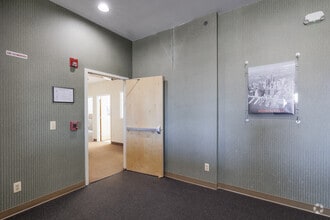 1 Edgeview Dr, Hackettstown, NJ for lease Interior Photo- Image 1 of 6