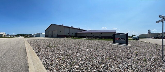 170 W Circle Dr, Saint Charles, MN à louer - Photo principale - Image 1 de 61