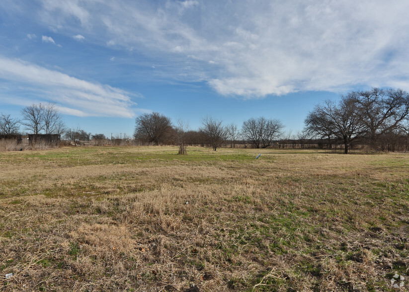 105 Westport Pky, Haslet, TX à vendre - Photo principale - Image 1 de 4