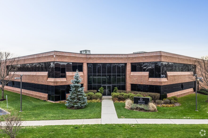 19 Chapin Rd, Pine Brook, NJ à louer - Photo du bâtiment - Image 3 de 6