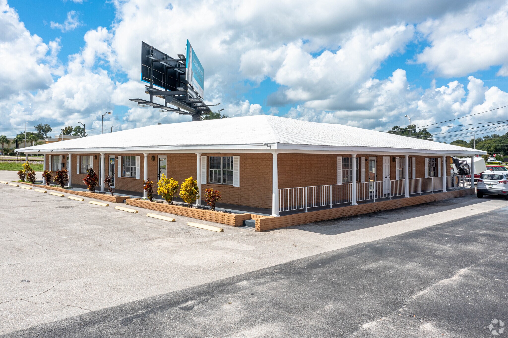 1421 Commercial Park Dr, Lakeland, FL à louer Photo du bâtiment- Image 1 de 15