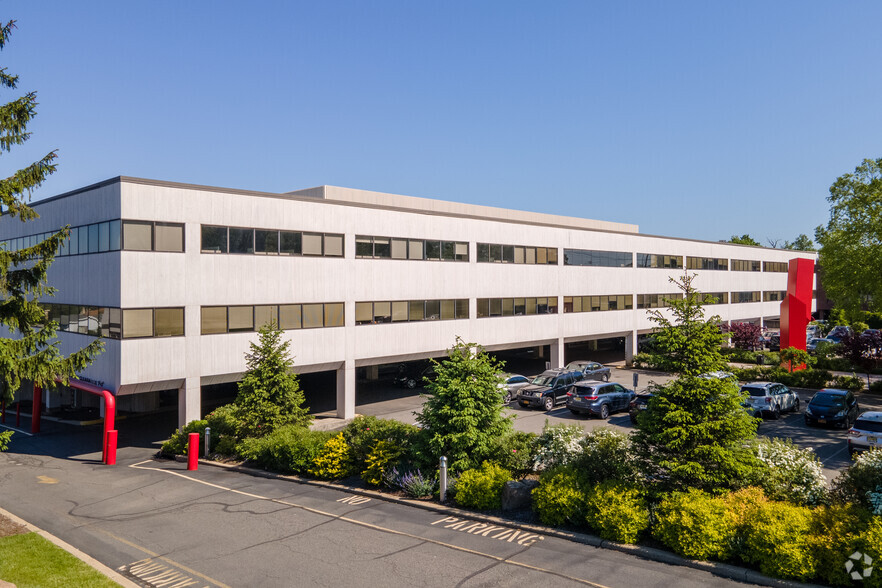 270 Sylvan Ave, Englewood Cliffs, NJ for lease - Building Photo - Image 1 of 6