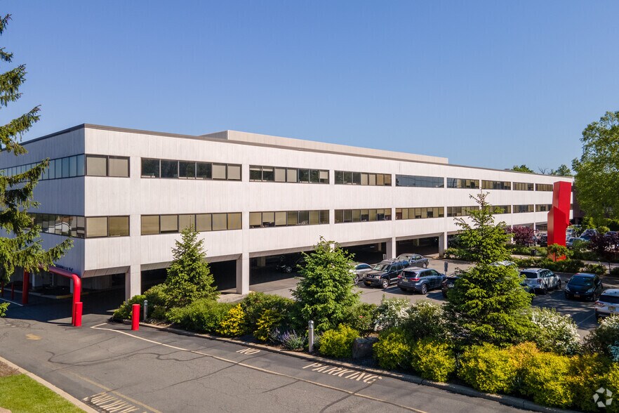 270 Sylvan Ave, Englewood Cliffs, NJ à louer - Photo du bâtiment - Image 1 de 8