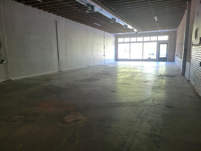 More details for 2412-2414 N Robinson Ave, Oklahoma City, OK - Retail for Lease