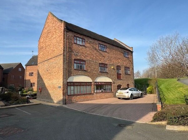 Coventry Rd, Tamworth à vendre - Photo du bâtiment - Image 1 de 1