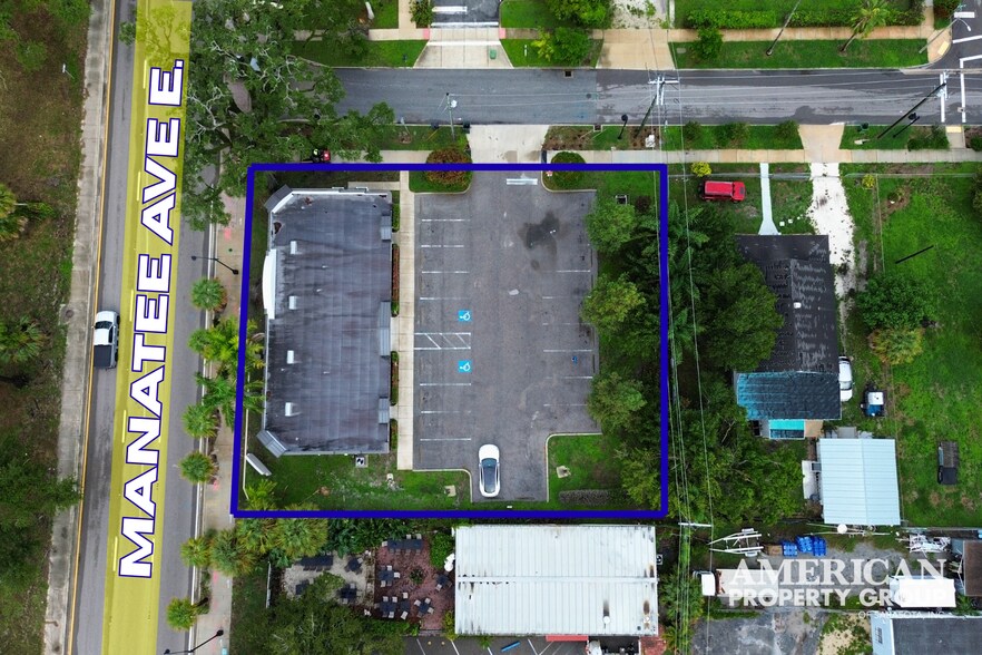 607 Manatee Ave E, Bradenton, FL à louer - Photo du bâtiment - Image 3 de 9