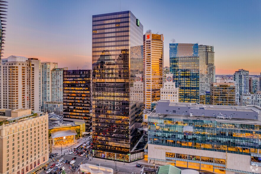 700 W Georgia St, Vancouver, BC à louer - Photo du bâtiment - Image 3 de 14