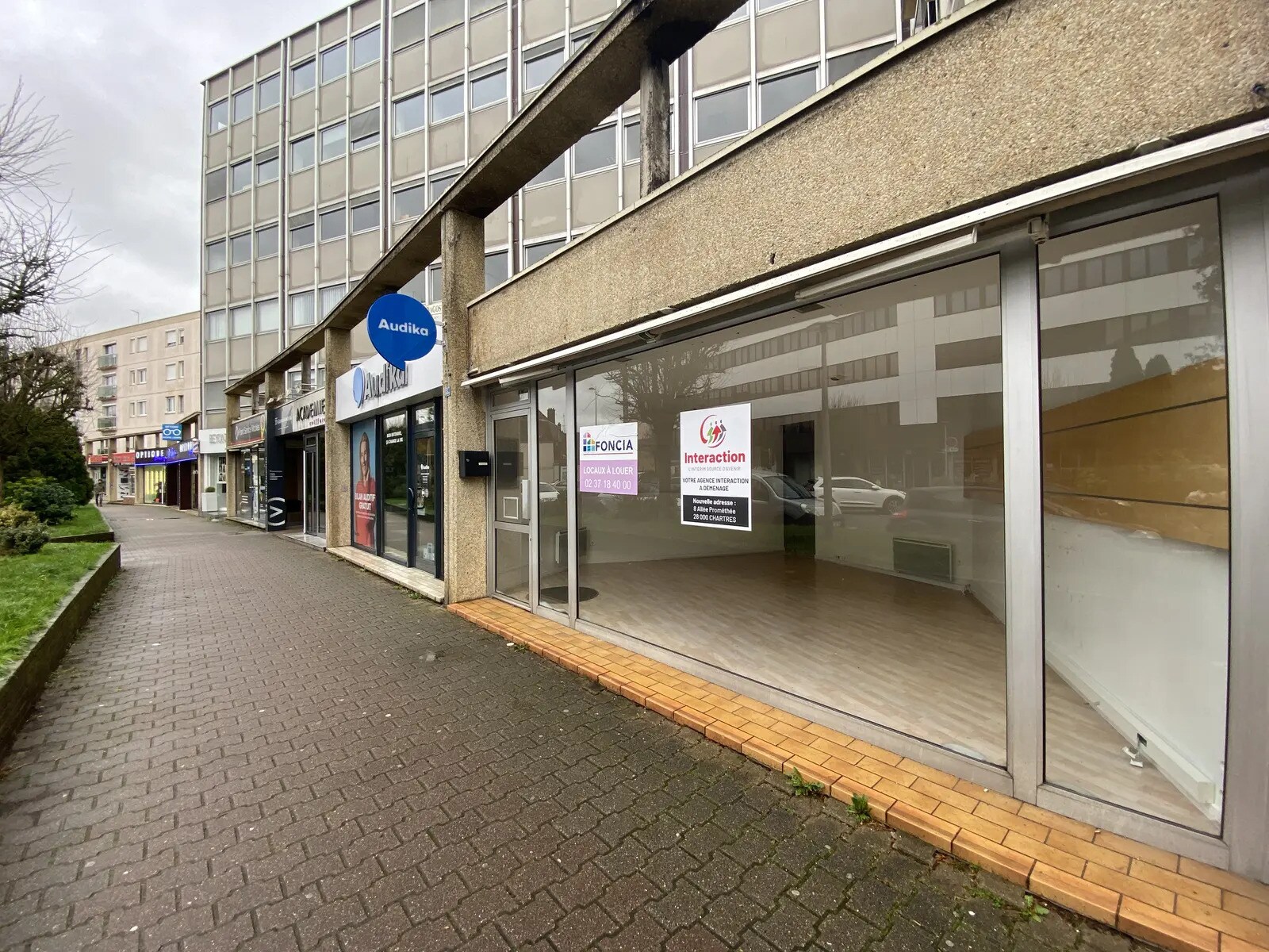 55 Rue Du Grand Faubourg, Chartres à louer Photo du bâtiment- Image 1 de 14