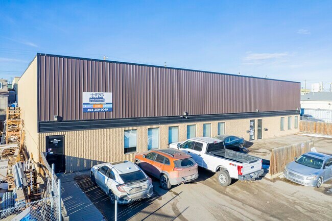 Plus de détails pour 4213 16A St SE, Calgary, AB - Industriel à vendre