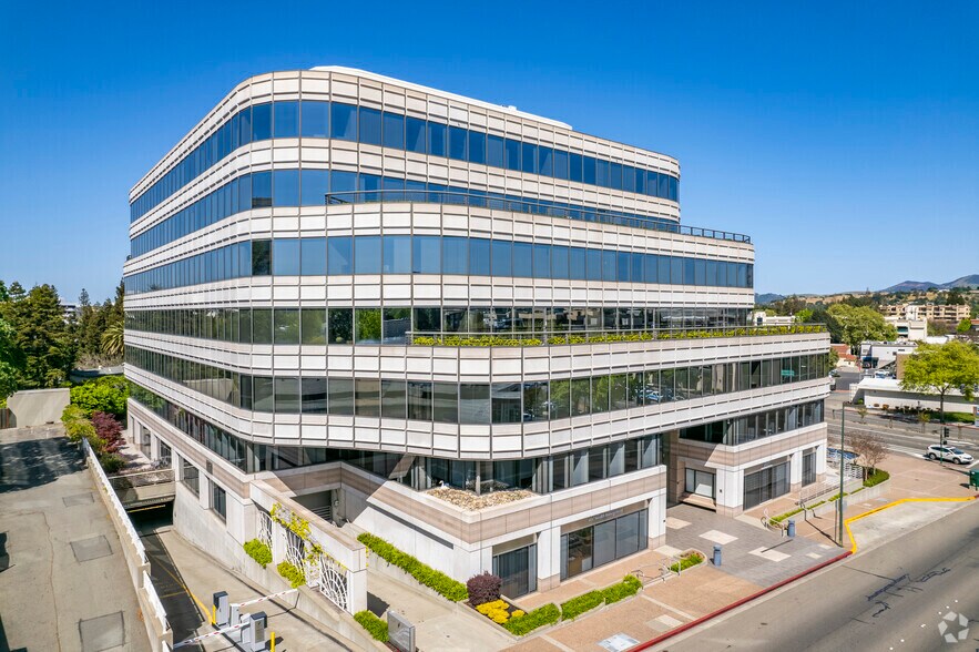 1331 N California Blvd, Walnut Creek, CA à louer - Photo du bâtiment - Image 2 de 9