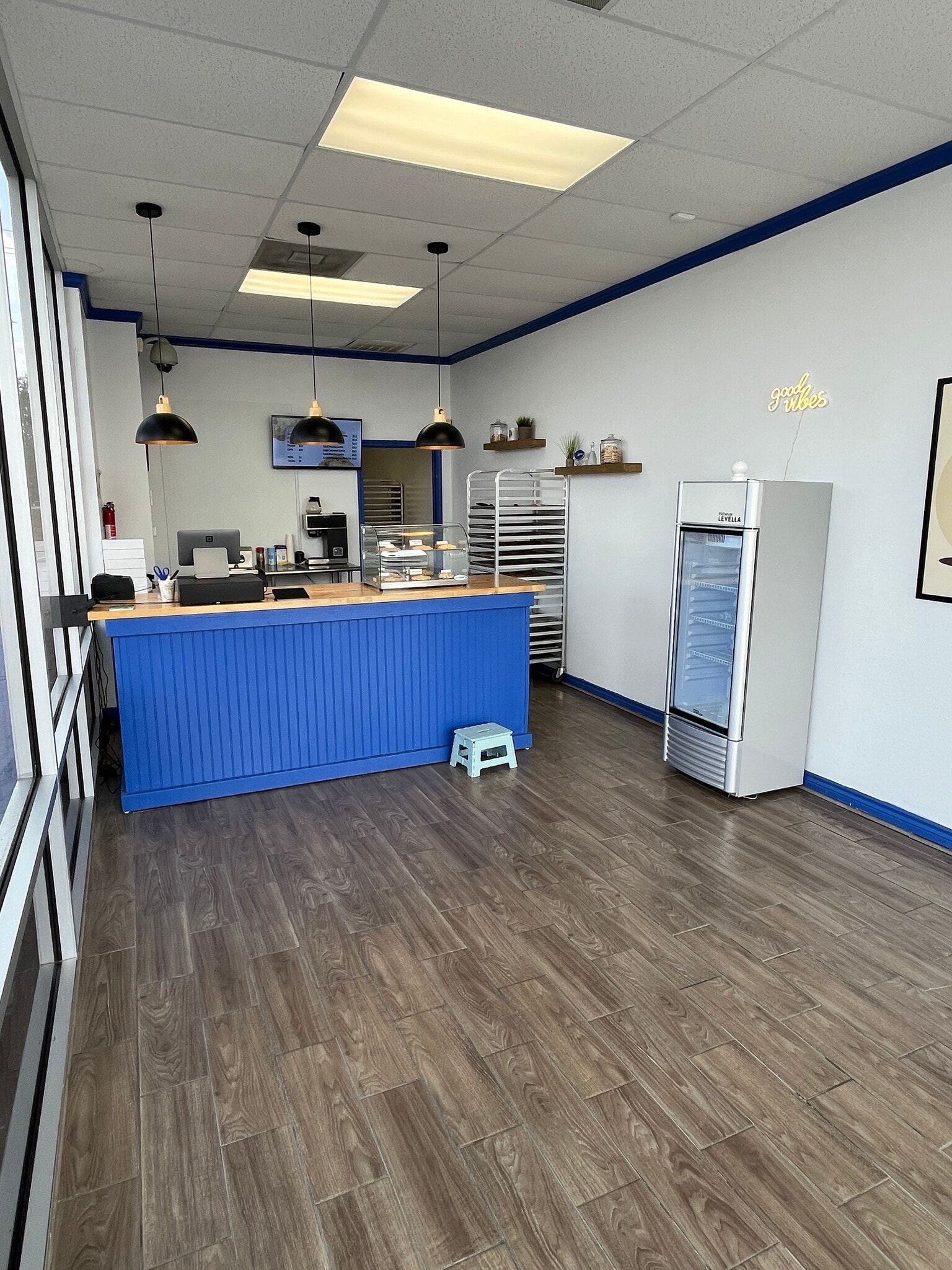 1921 N Main St, Pearland, TX for lease Interior Photo- Image 1 of 6