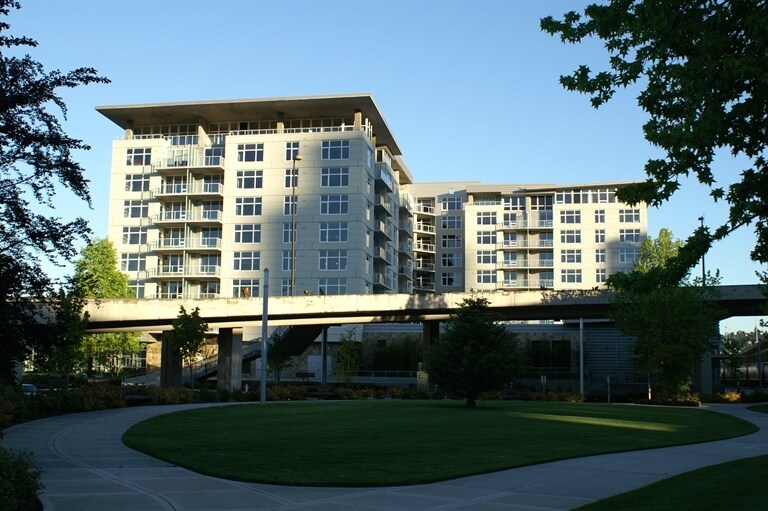 1515 Dock St, Tacoma, WA à vendre - Photo du bâtiment - Image 3 de 4