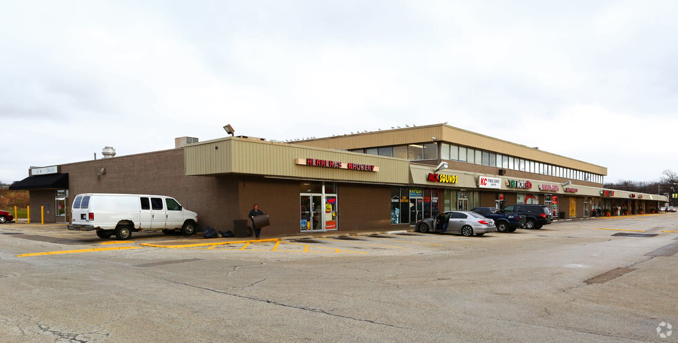 604-698 N Milwaukee Ave, Prospect Heights, IL for lease - Primary Photo - Image 1 of 9