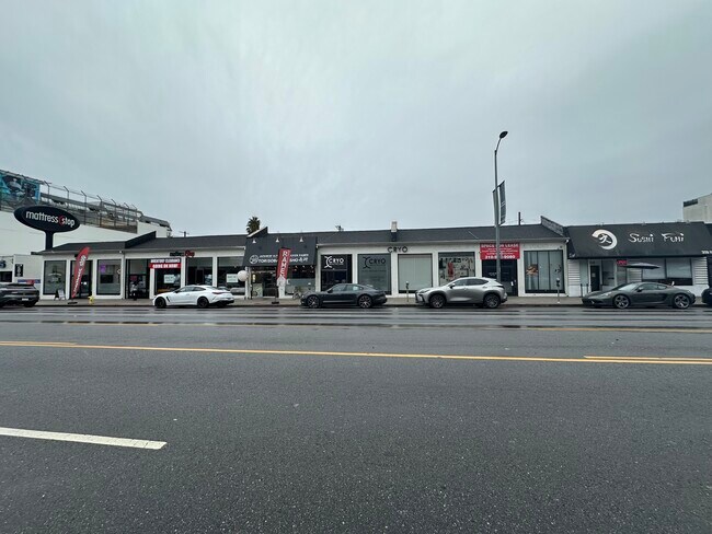 Plus de détails pour 337-355 N La Cienega Blvd, Los Angeles, CA - Commerce de détail à louer
