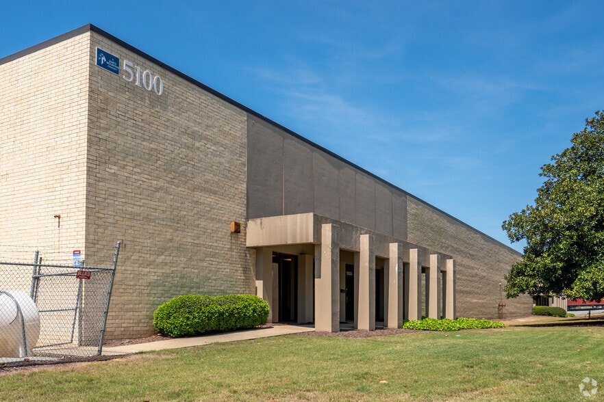5100 Tulane Dr SW, Atlanta, GA for lease - Building Photo - Image 3 of 5