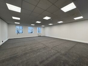 8-14 Stephenson Ct, Bedford for lease Interior Photo- Image 2 of 2