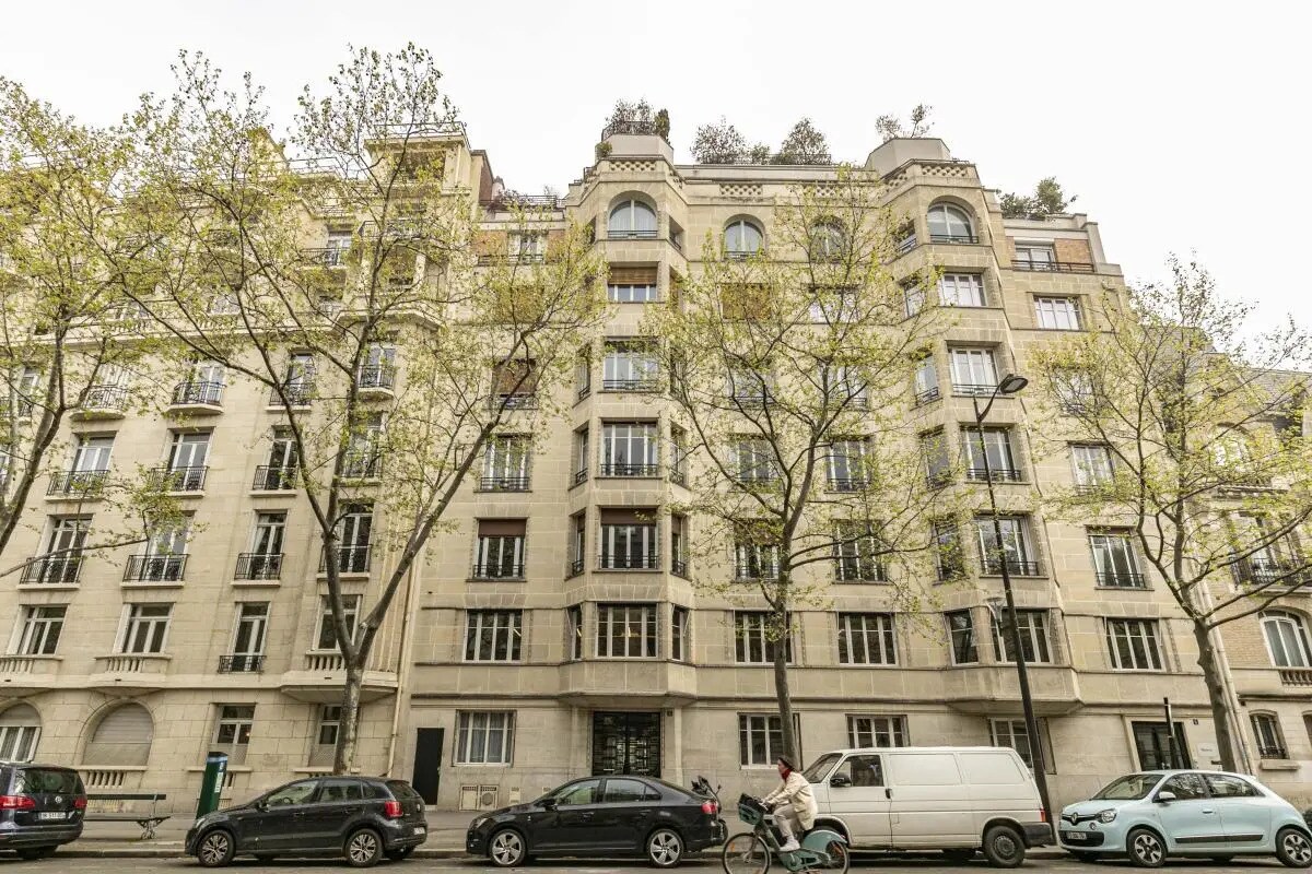 Avenue Gourgaud, Paris for sale Building Photo- Image 1 of 15