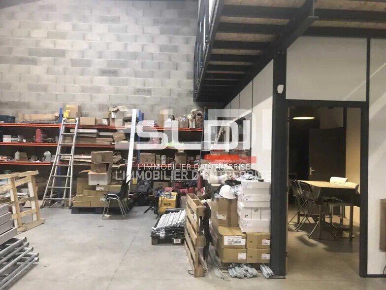 Bureau dans Chassieu à louer - Photo intérieure - Image 2 de 7