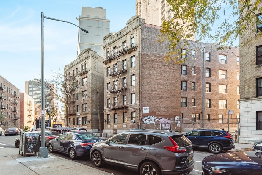 120 Haven Ave, New York, NY for sale - Building Photo - Image 3 of 30