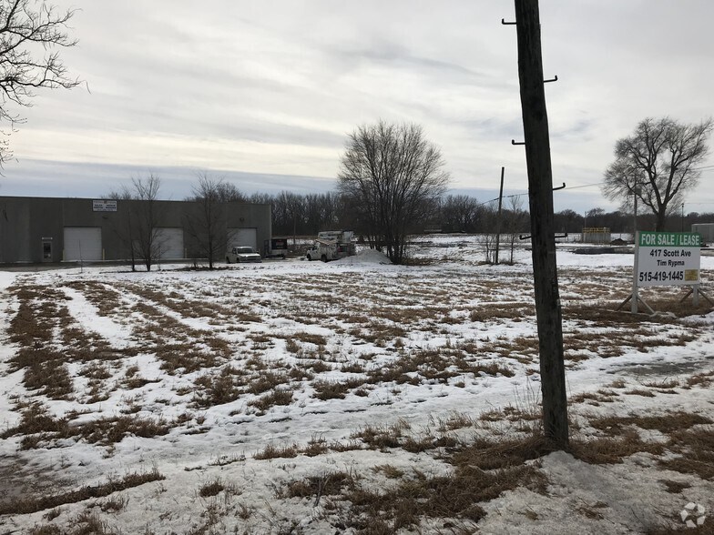 417 Scott Ave, Des Moines, IA à louer - Photo du bâtiment - Image 2 de 3