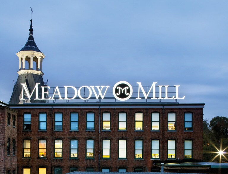 3600 Clipper Mill Rd, Baltimore, MD à louer - Photo du bâtiment - Image 1 de 18