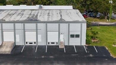 4227 Enterprise Ave, Naples, FL for lease Building Photo- Image 2 of 7