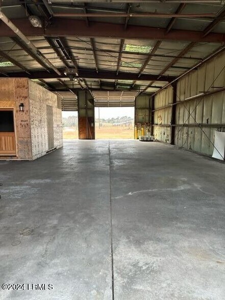 835 Palmetto ave, Varnville, SC à vendre - Photo du bâtiment - Image 2 de 4