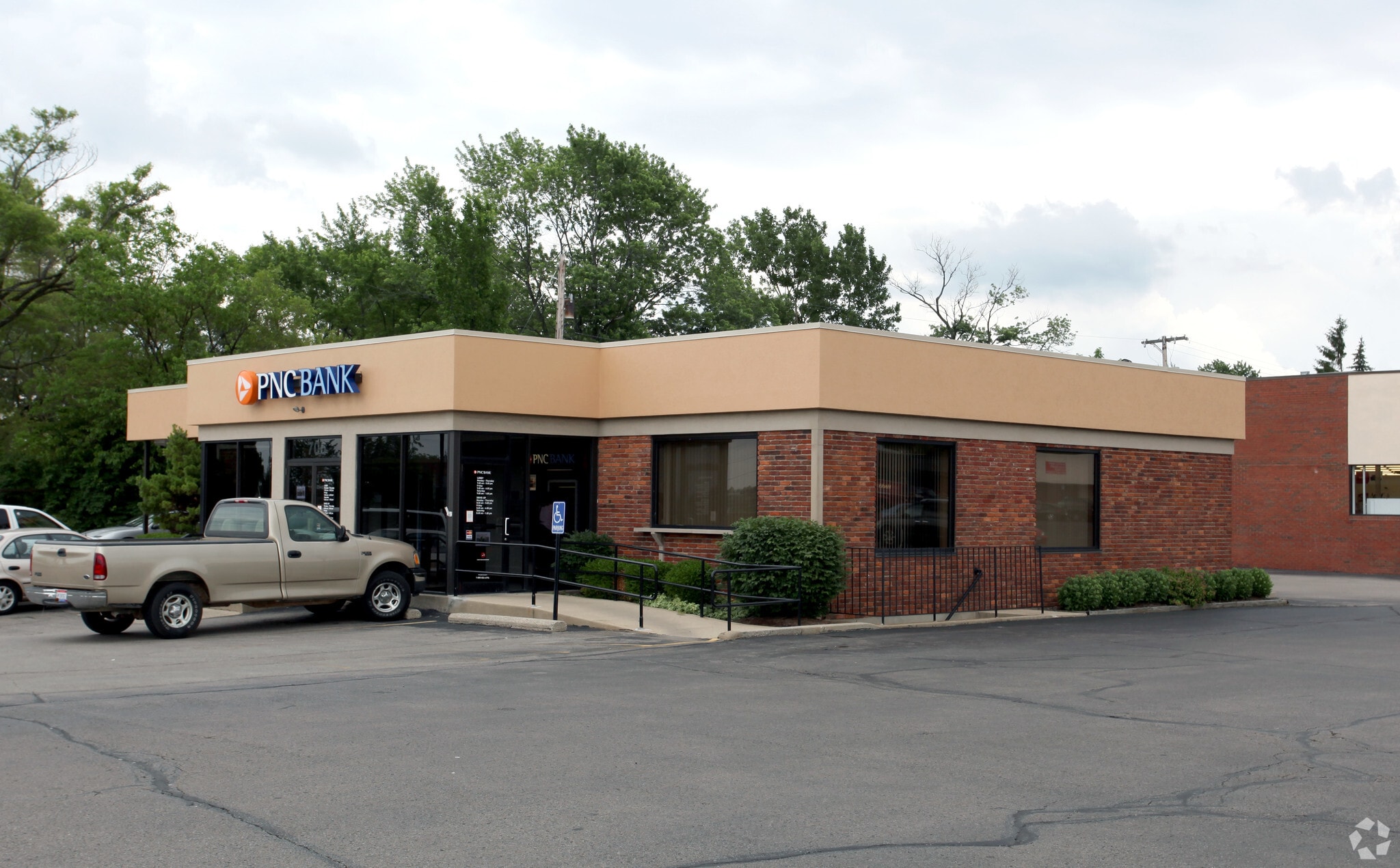 706 W National Rd, Vandalia, OH for sale Building Photo- Image 1 of 3