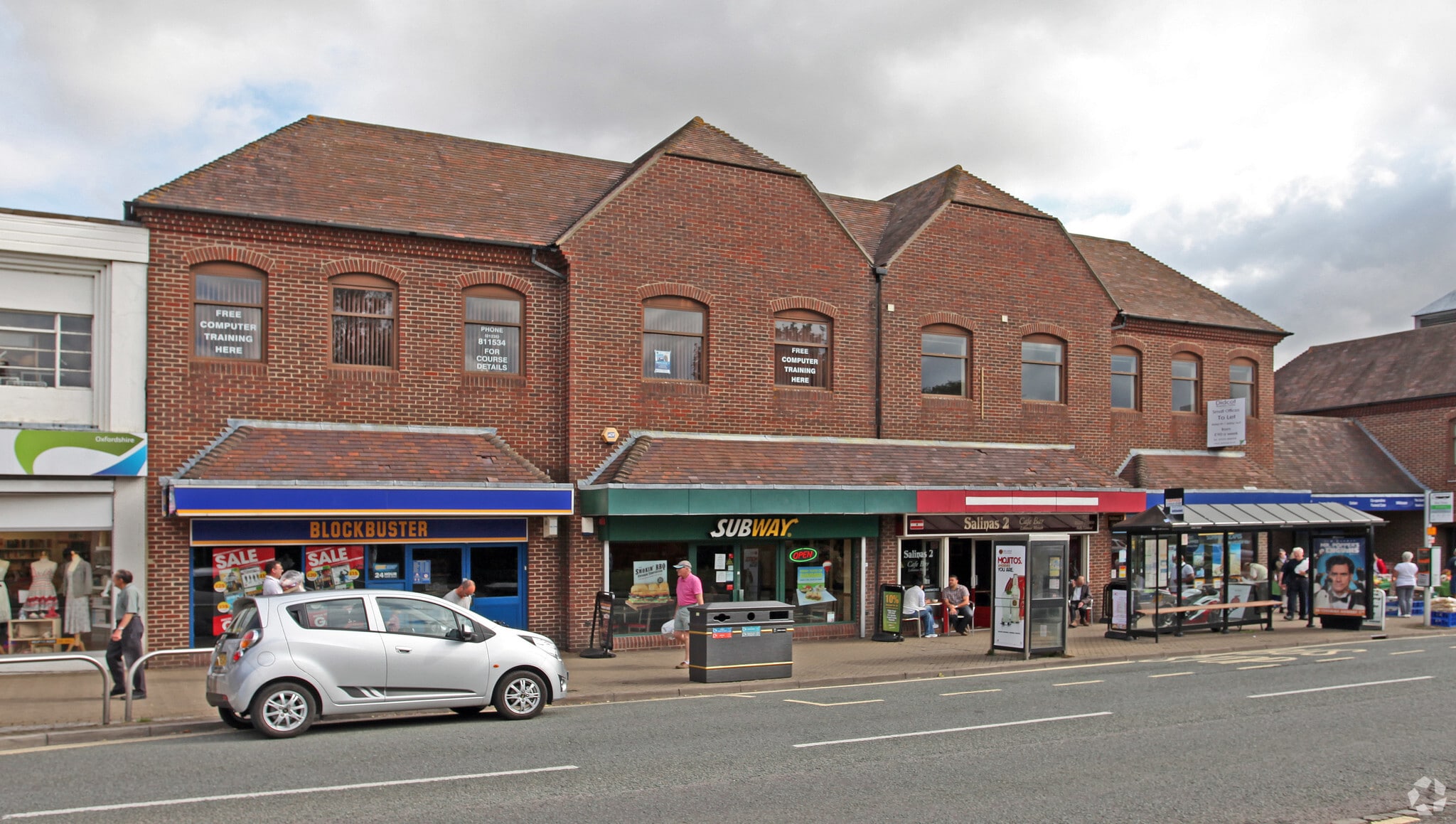150-156 Broadway, Didcot for lease Primary Photo- Image 1 of 9