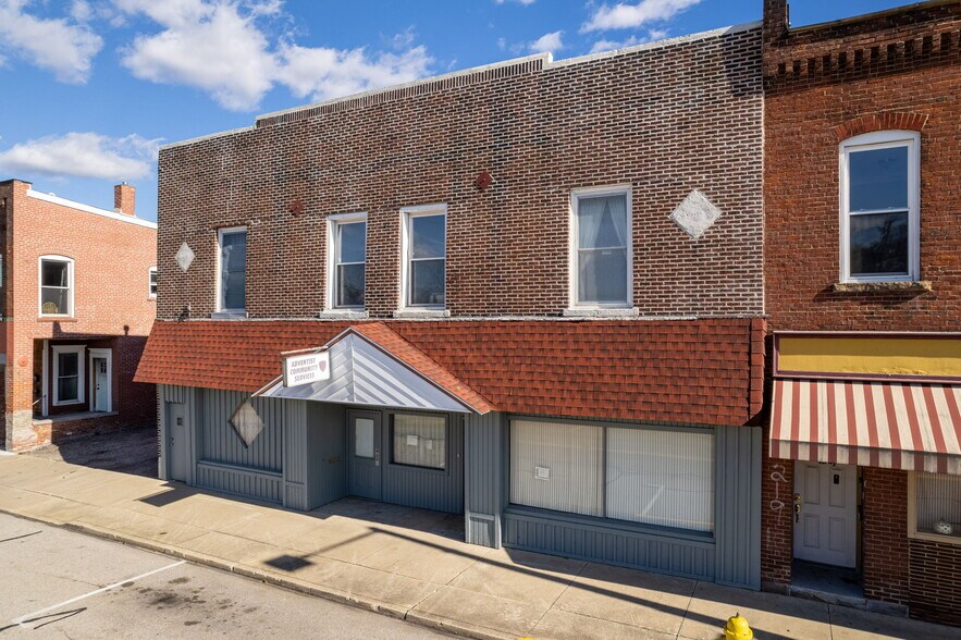 223 2nd St NW, Barberton, OH à vendre - Photo du bâtiment - Image 3 de 29