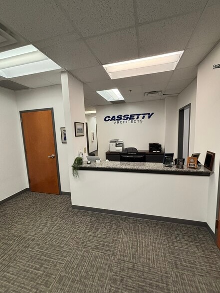 100 Country Club Dr, Hendersonville, TN à louer - Photo du bâtiment - Image 2 de 16