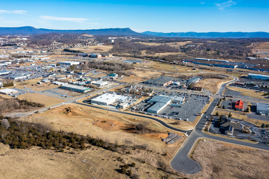 55 Baxter Drive, Harrisonburg, VA for sale - Primary Photo - Image 1 of 14