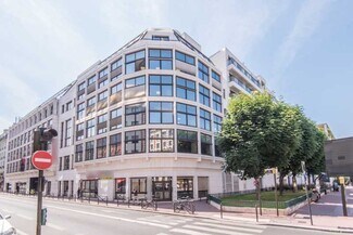 Plus de détails pour 106-113 Rue Victor Hugo, Levallois-Perret - Bureau à louer