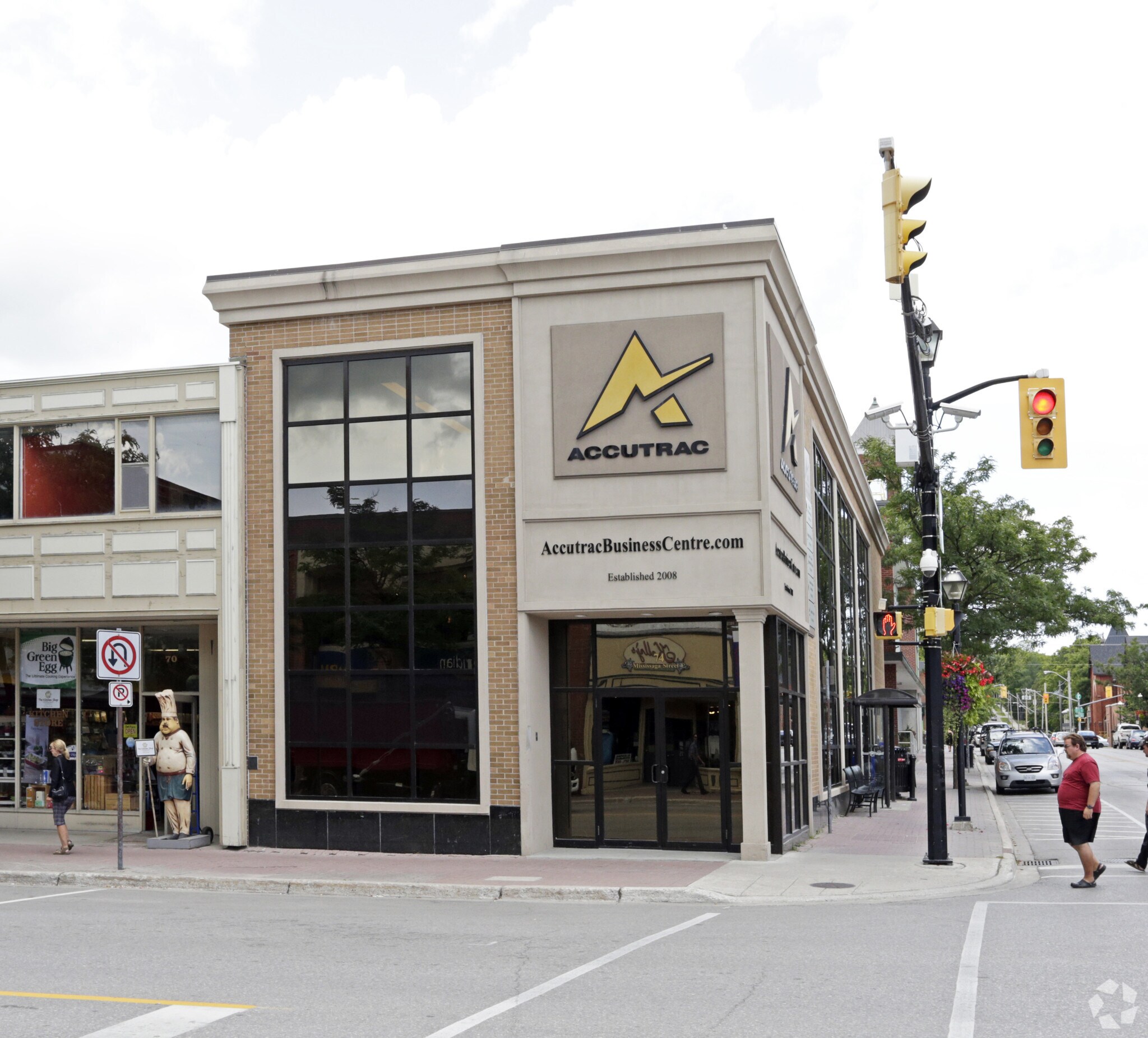 74 Mississaga St E, Orillia, ON à vendre Photo principale- Image 1 de 1