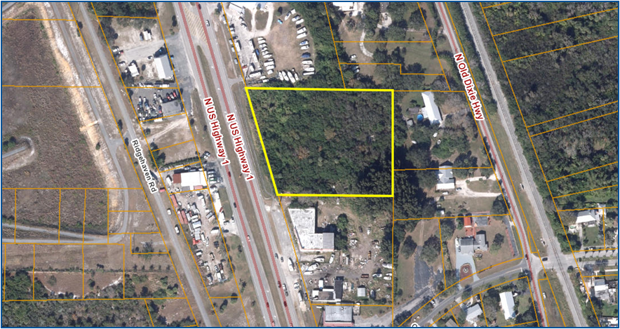 Terrain dans Fort Pierce, FL à vendre - Aérien - Image 2 de 4