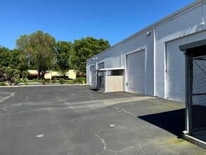 199 Frank West Cir, Stockton, CA for lease Building Photo- Image 1 of 2