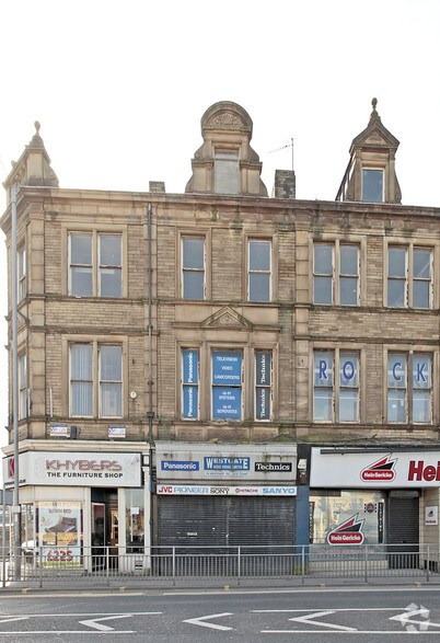 79 Westgate, Bradford for lease - Primary Photo - Image 1 of 2