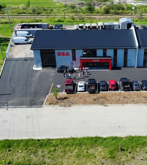 1220 Rue Des Sociétaires, Le Fjord-du-Saguenay, QC à vendre Photo du bâtiment- Image 1 de 1