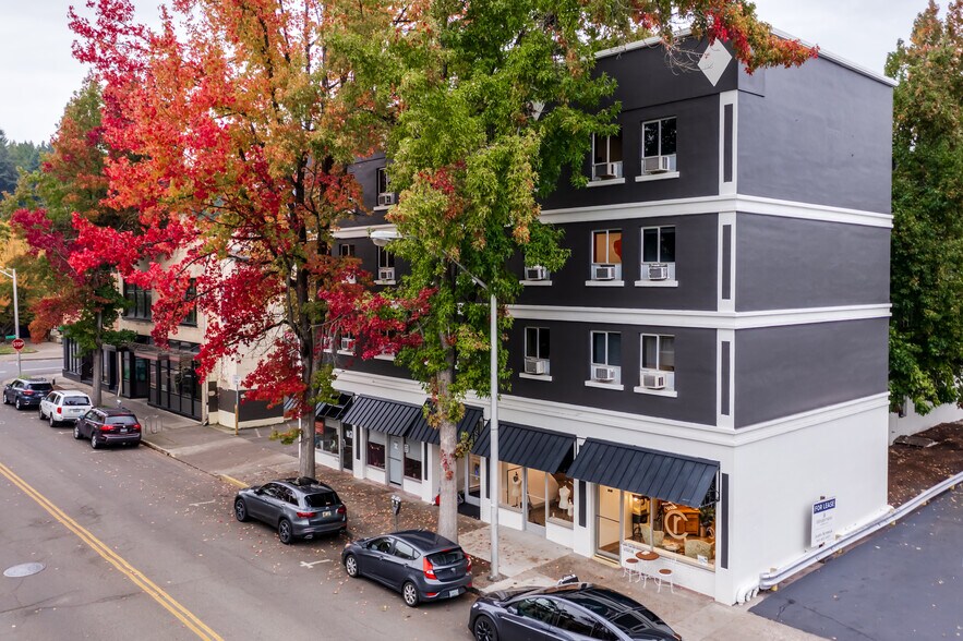 541-591 Willamette St, Eugene, OR à louer - Photo du bâtiment - Image 1 de 7