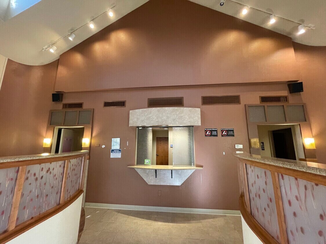 11335 Pembrooke Sq, Waldorf, MD 20603 - Unité 104 -  - Photo intérieure - Image 1 of 15