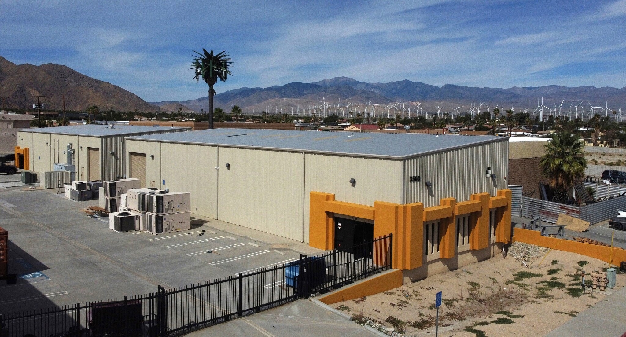 3585 N Del Sol, Palm Springs, CA for lease Building Photo- Image 1 of 14