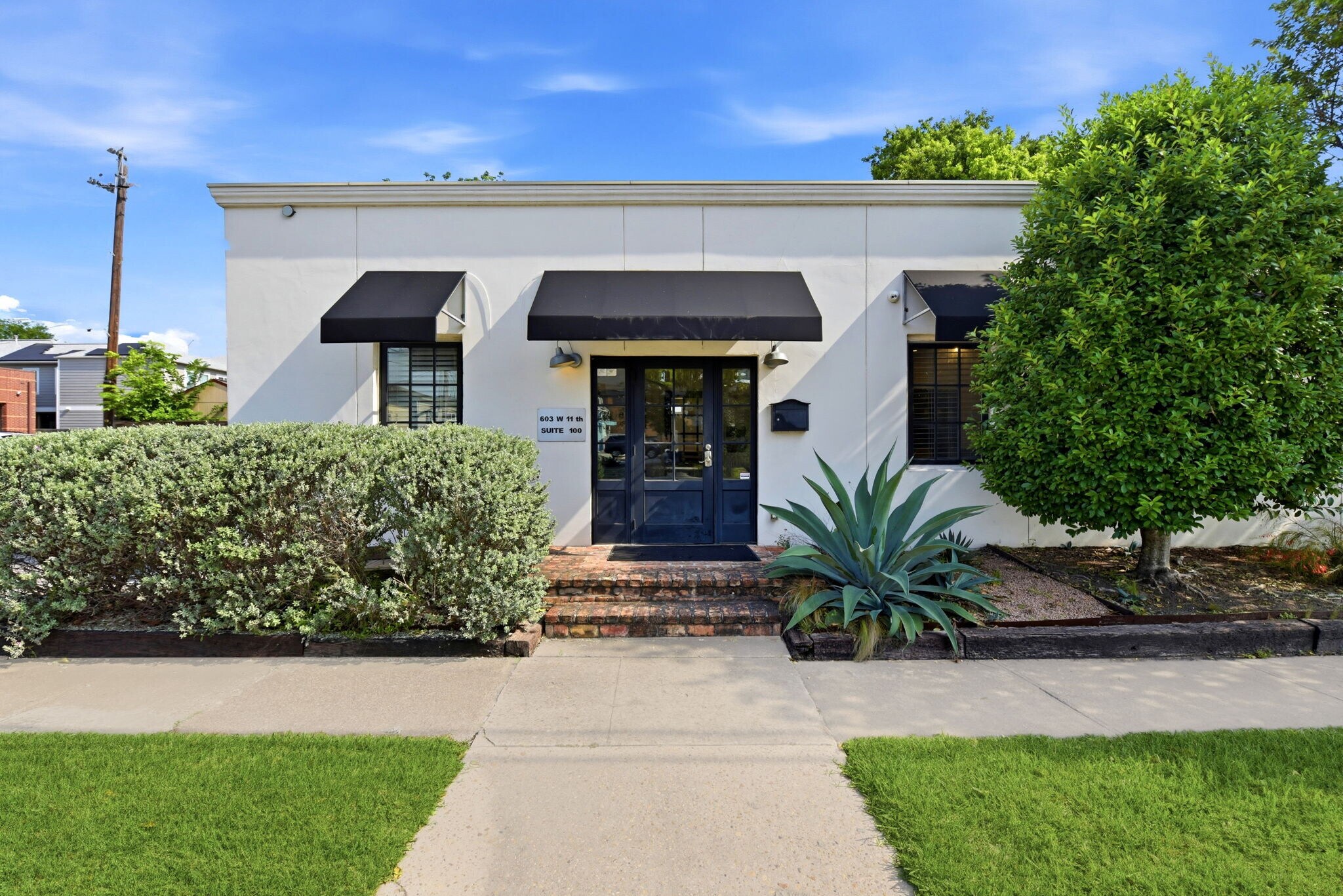 603 W 11th St, Houston, TX for lease Primary Photo- Image 1 of 26