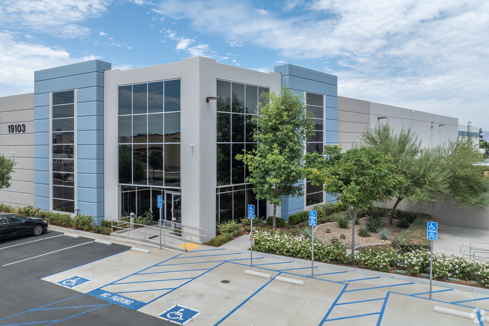 19103 Messenia Ln, Perris, CA for lease Primary Photo- Image 1 of 5