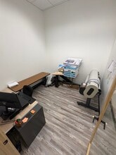 72 Hazel Mill Rd, Asheville, NC for lease Interior Photo- Image 2 of 6