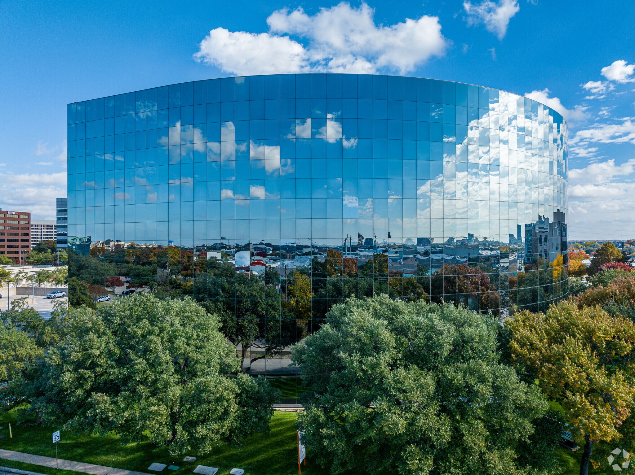 14800 Landmark Blvd, Dallas, TX à louer Photo principale- Image 1 de 22