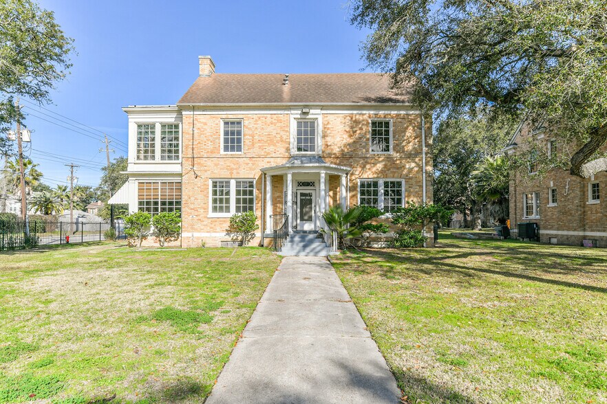 1424 45th st, Galveston, TX à vendre - Photo du bâtiment - Image 3 de 43